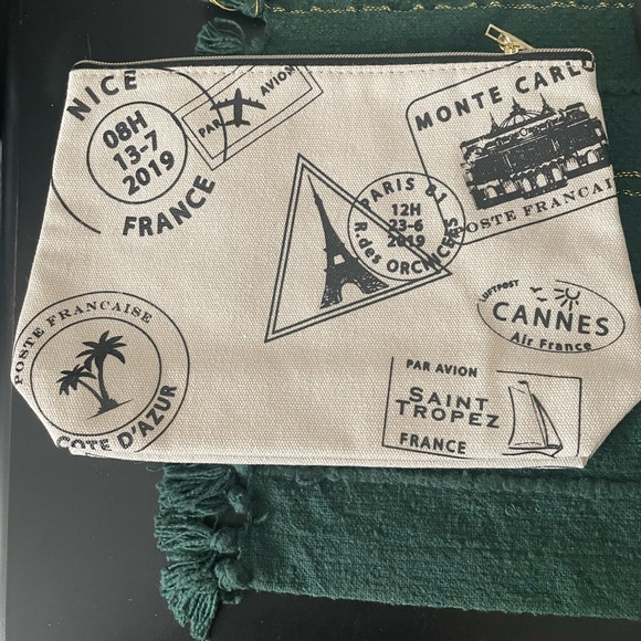 🤍LANCOME- Cosmetic Bag - Picture 2 of 3